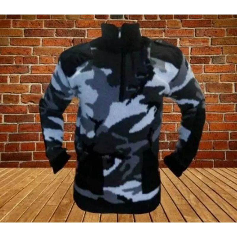 Sweater rajut loreng army