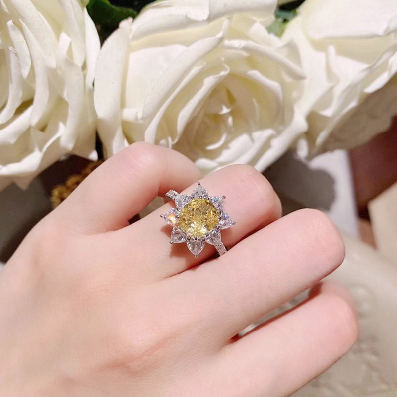 Cincin Pernikahan Bentuk Bunga Matahari Warna Kuning Bahan Cubic Zirconia Untuk Wanita