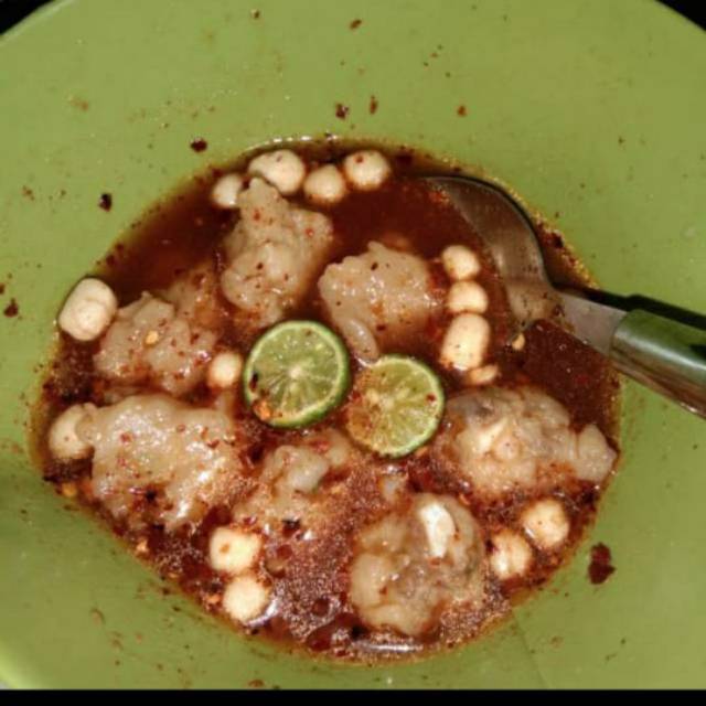 

Baciwang (tulang + bawang)