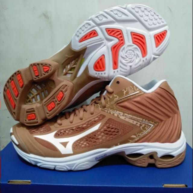 mizuno wlz 5 mid