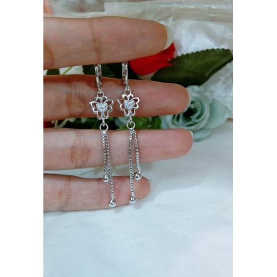 anting wanita dewasa cantik warna silver