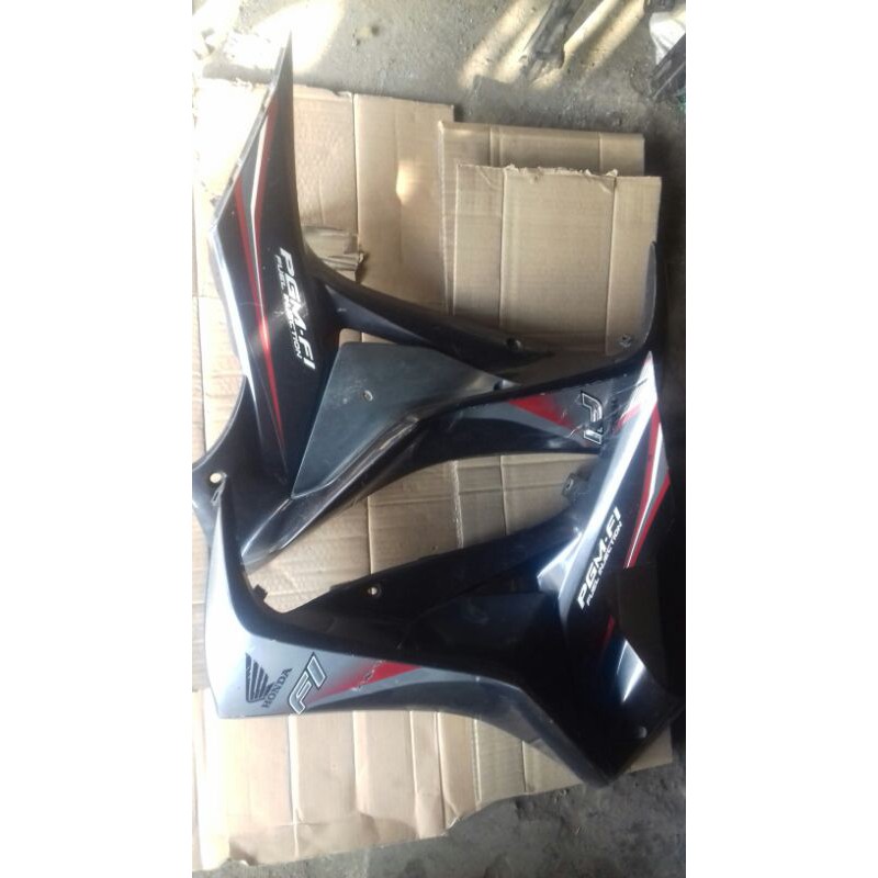 Tebeng sayap supra x 125 helm in fi