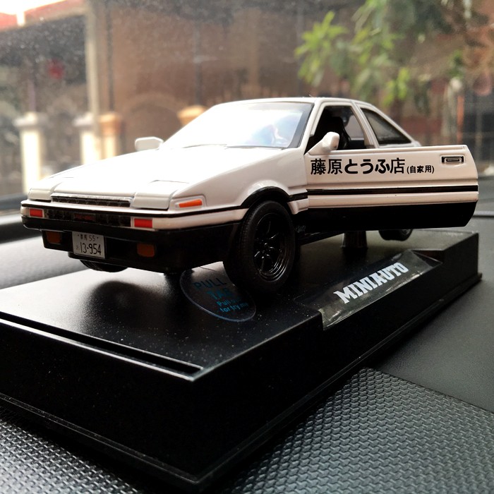 Parfume Pewangi Pengharum Mobil Parfum Pajangan Miniatur Mobil TOYOTA COROLLA 86 Jay Chou Initial D