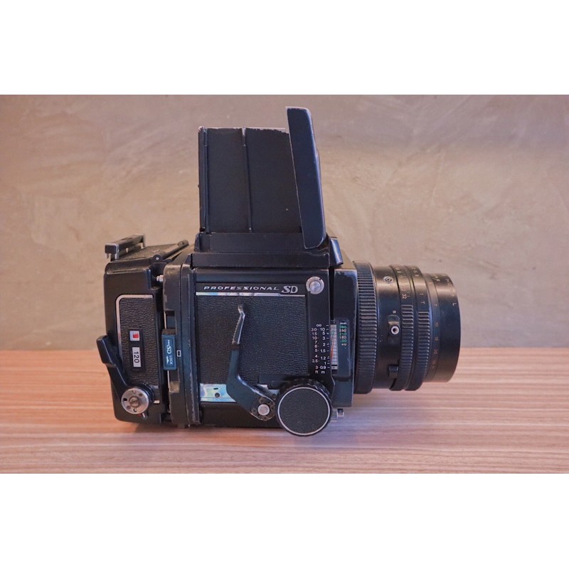 Kamera analog Mamiya RB67 ProSd (120mm)