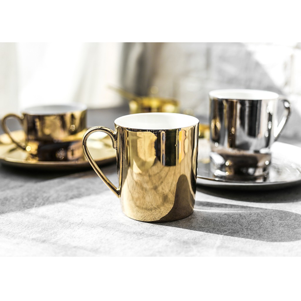 GELAS EMAS CANGKIR MUG CANTIK KERAMIK GOLD CUP PROPERTI GELAS EMAS CANGKIR MUG CANTIK KERAMIK GOLD CUP PROPERTI