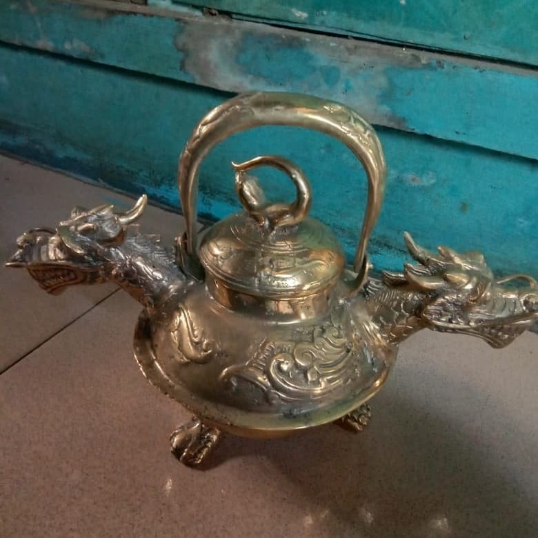 Pajangan Guci Cepu Antik Kepala Naga