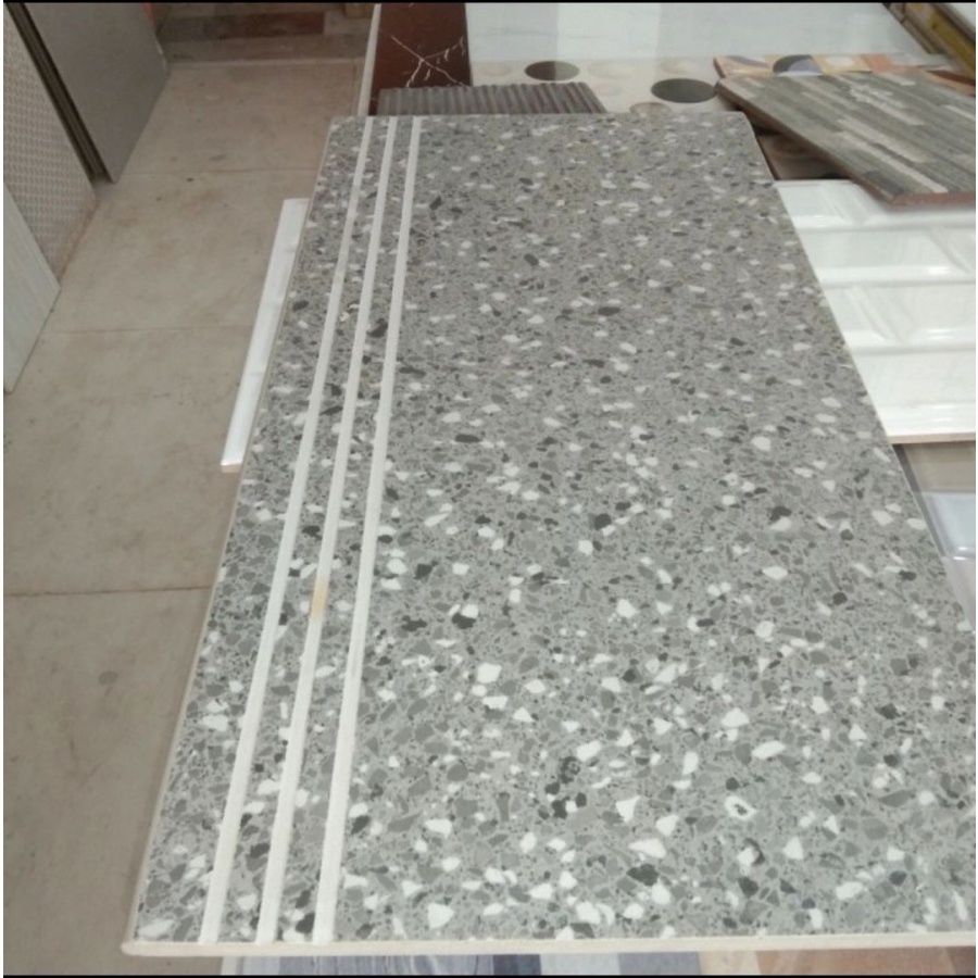 Granit Tangga Abu-abu Motif Matte Kasar Terrazo Venice Grey 30x60, 30x80, 30x90, 30x100, 30x120