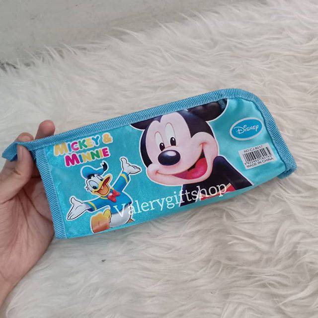 

Tempat Pensil Alat Tulis Mickey Mouse Donald Biru