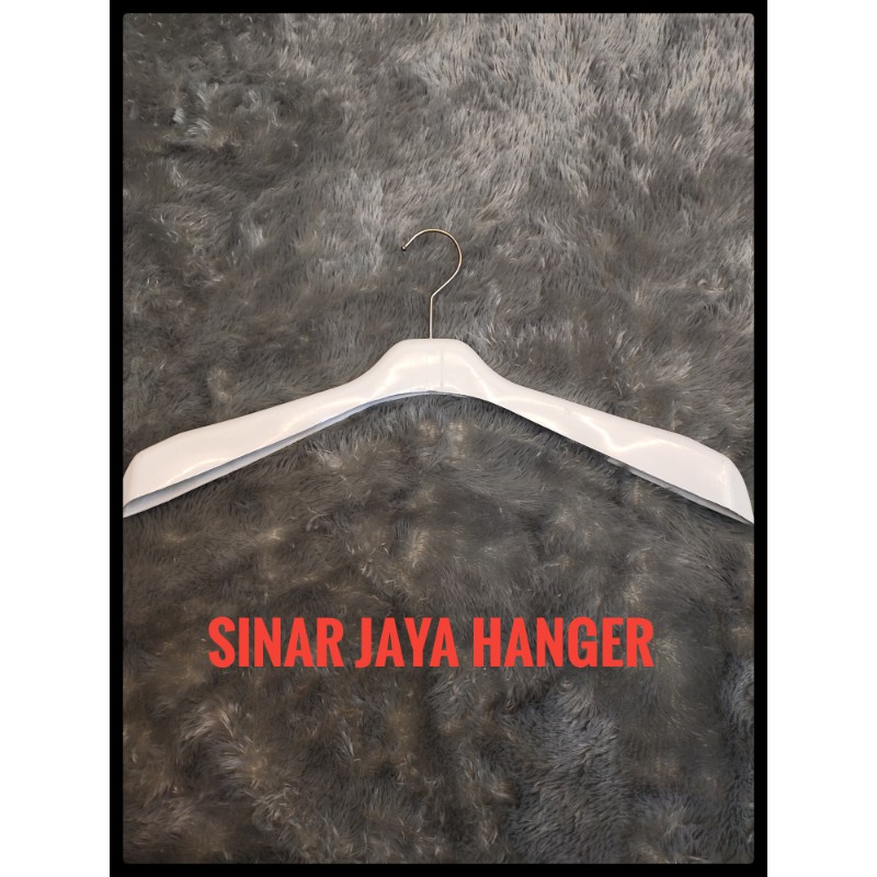 Hanger/lusin 12 Pcs hanger 181 warna 43 cm