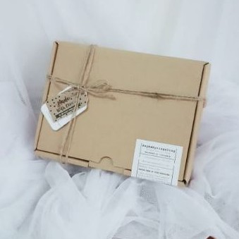 

Gift / Hampers by Zivana