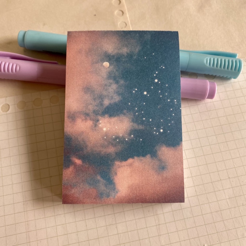 

Blue-pink Sky Sticky Memo