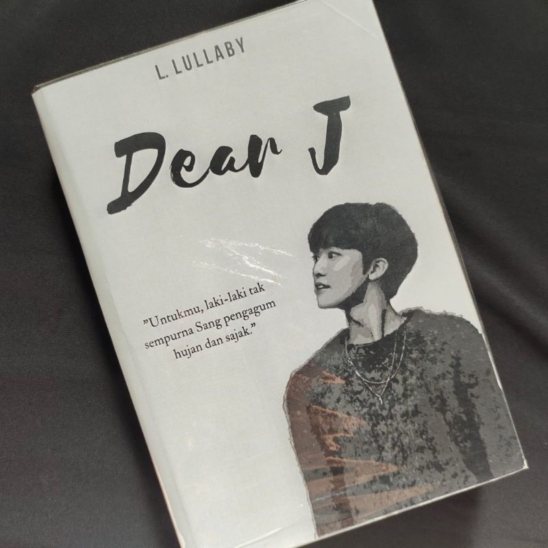 [Preloved] Novel Dear J