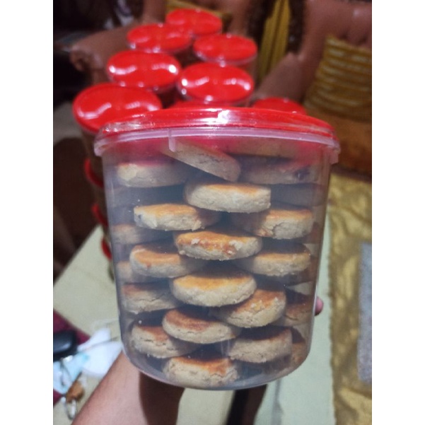

Kue Kacang 1 Kg Dijamin Enak Original buatan sendiri