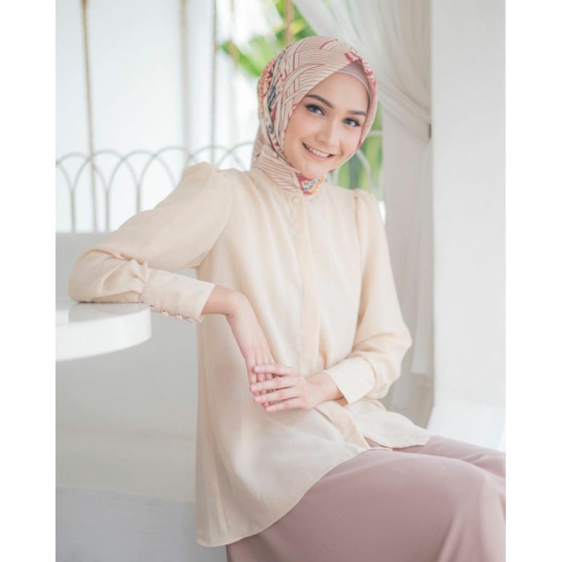 andalas tunic wearing klamby