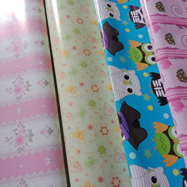 

KERTAS KADO BUNGKUS KADO KINAI