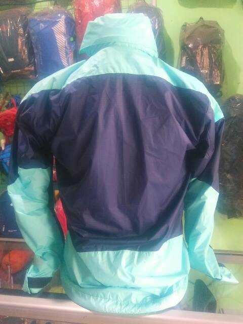 Jaket Outdoor Reines