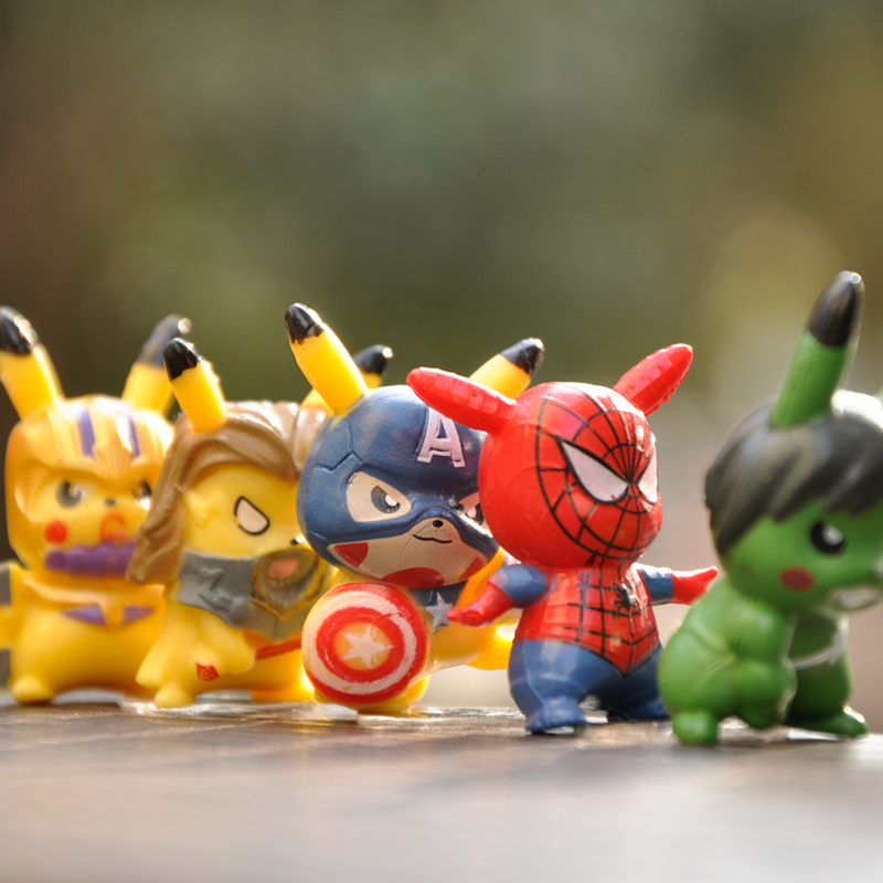 Mainan Action Figure Pokemon Pikachu The Avengers Spider-Man Hulk Captain America Bahan Pvc Untuk Topper Kue