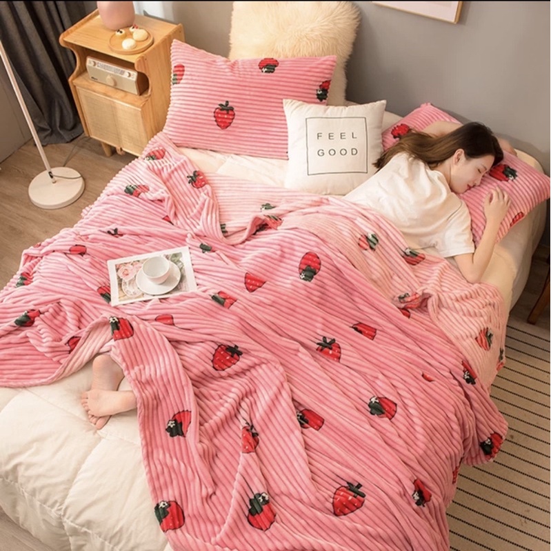 NEW!!!Selimut Bulu Salur 3D Motif Super Halus Ukuran 150x200Tebal Termurah Terbaru