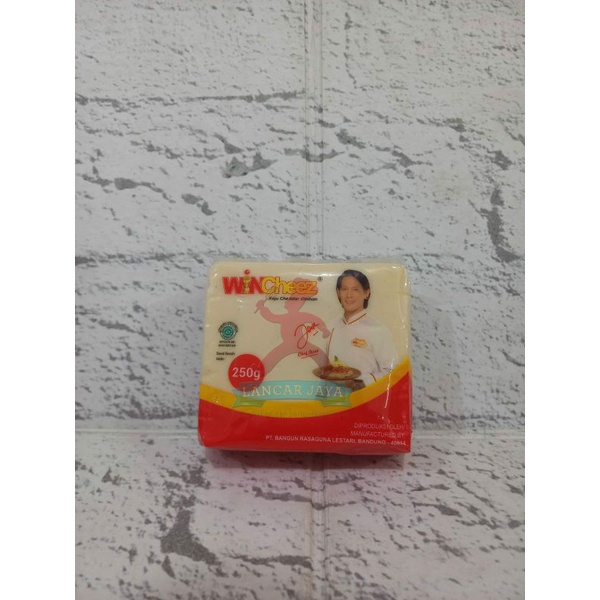 

Keju Cheddar Wincheez 250gr (Ed 4 November 2025)