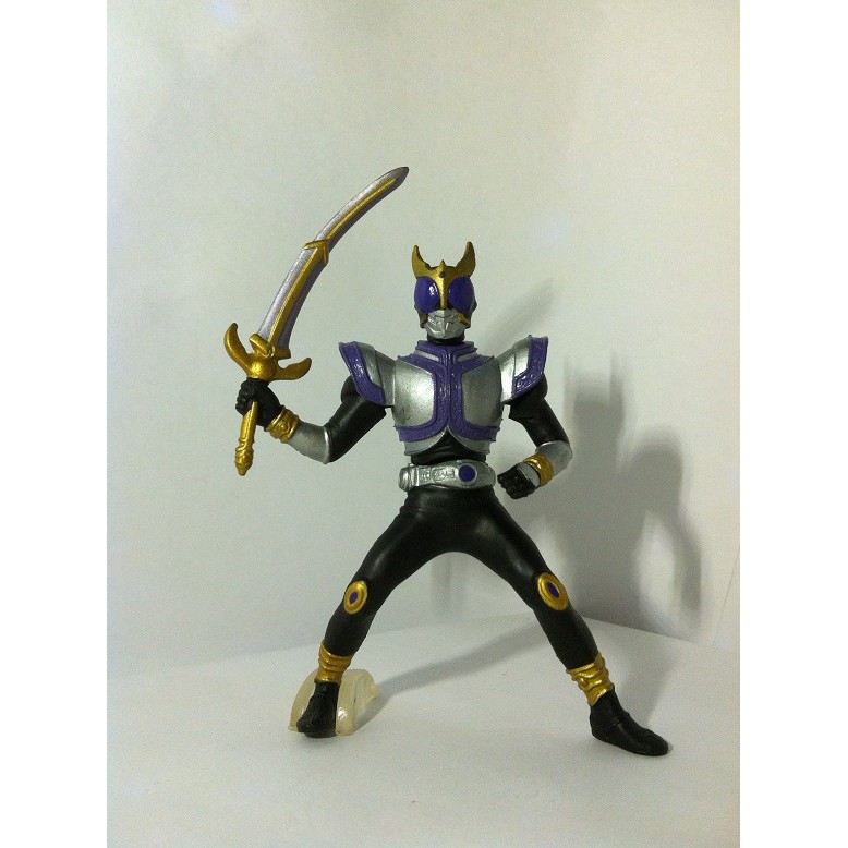 Kamen Rider. HG Part 13 - Kamen Rider Kuuga. Titan Form by BANDAI 2000