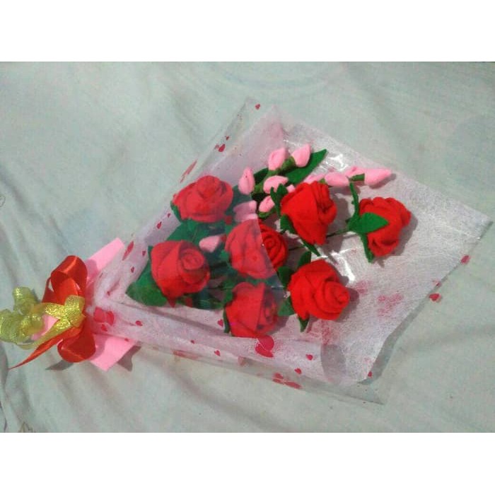 Buket Bunga Mawar Flanel Untuk Hadiah Wisuda Anniversary Ultah Dll