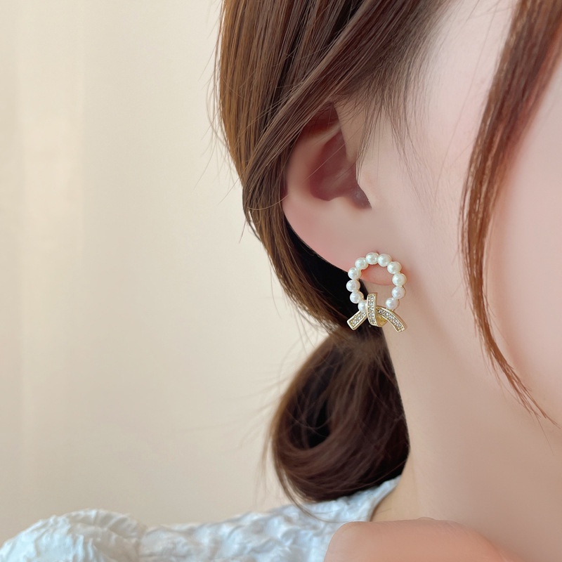 Anting Stud Hias Mutiara Warna Emas Untuk Wanita