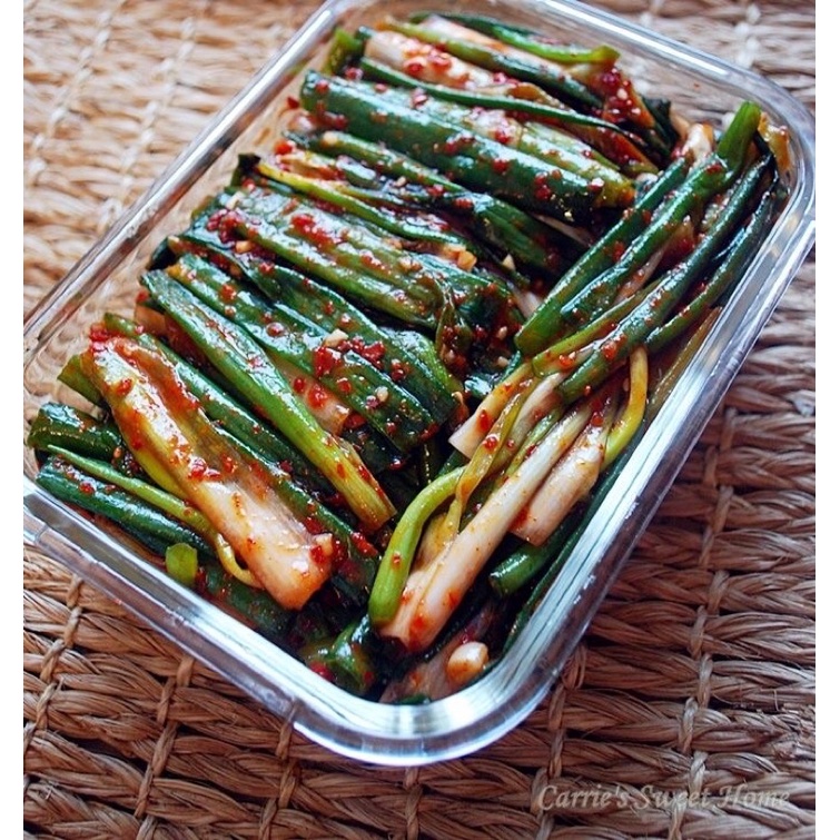 

Kimchi / Kimchi daun bawang / Kimchi Korea / kimchi fresh / Kimchi Halal / Kimchi Home Made