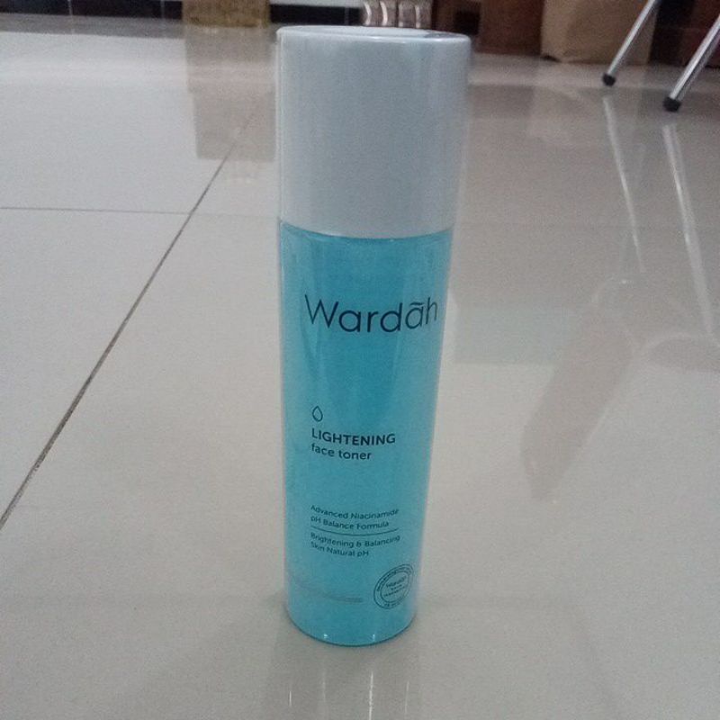 Wardah Lightening Face Toner 125ml