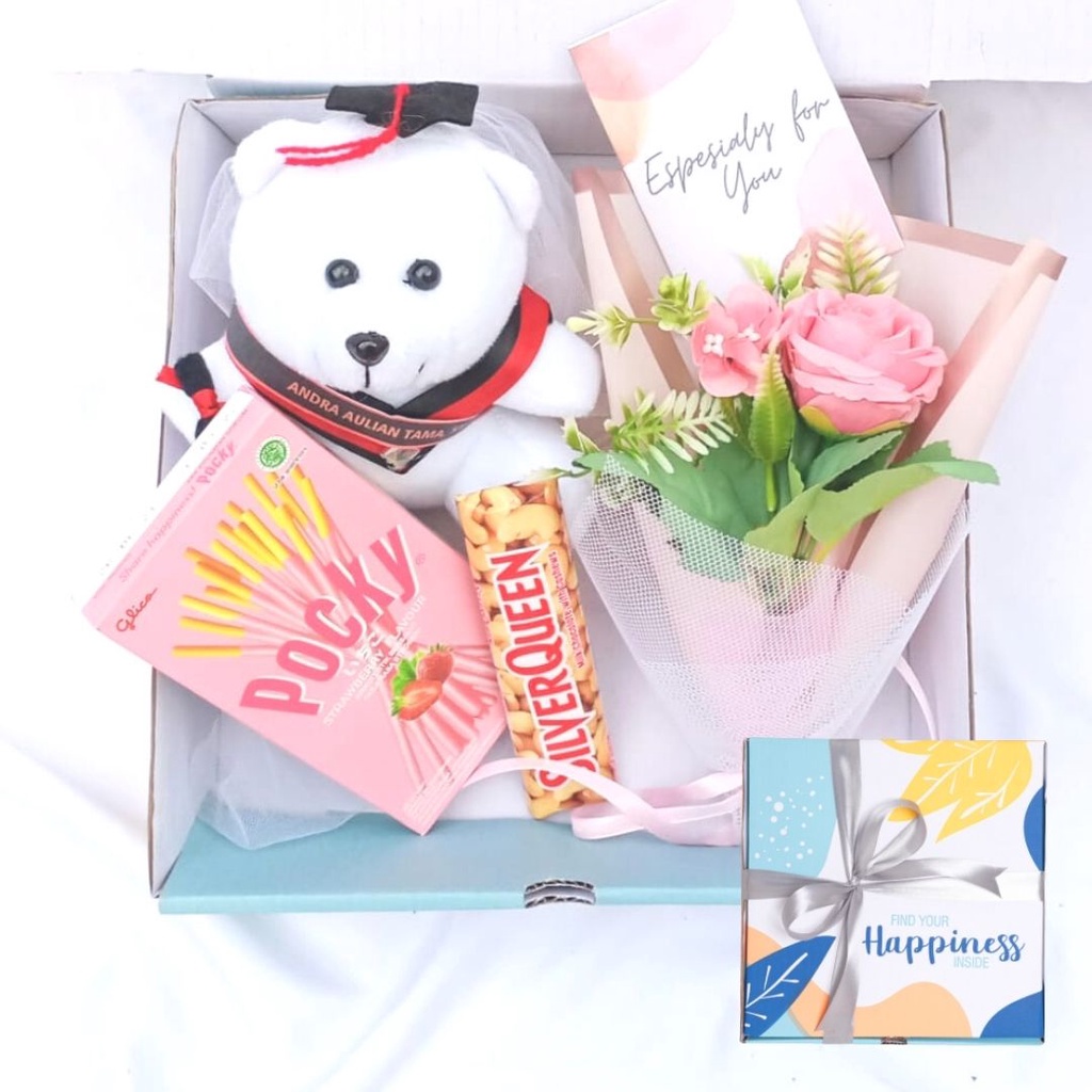 

Kado Wisuda - Gift Box Wisuda - Boneka Wisuda - Hadiah Wisuda Pacar Teman Sahabat