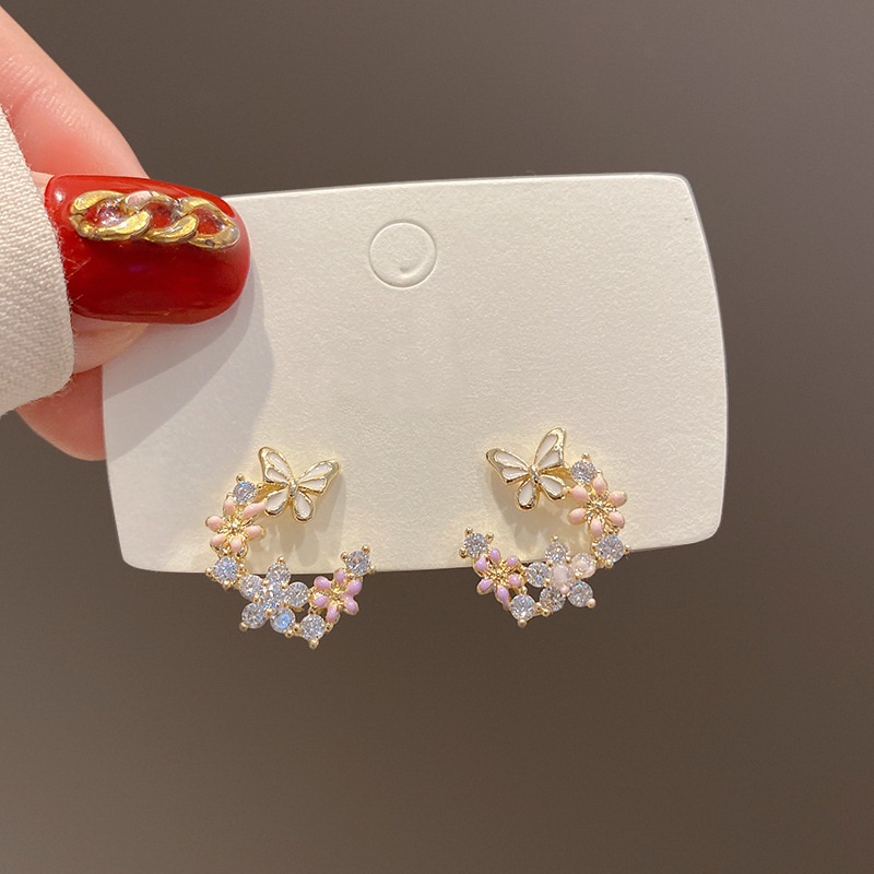 Anting Stud Rumbai Panjang Bentuk Kipas Kupu-Kupu Bunga Aksen Mutiara Berlian Untuk Wanita