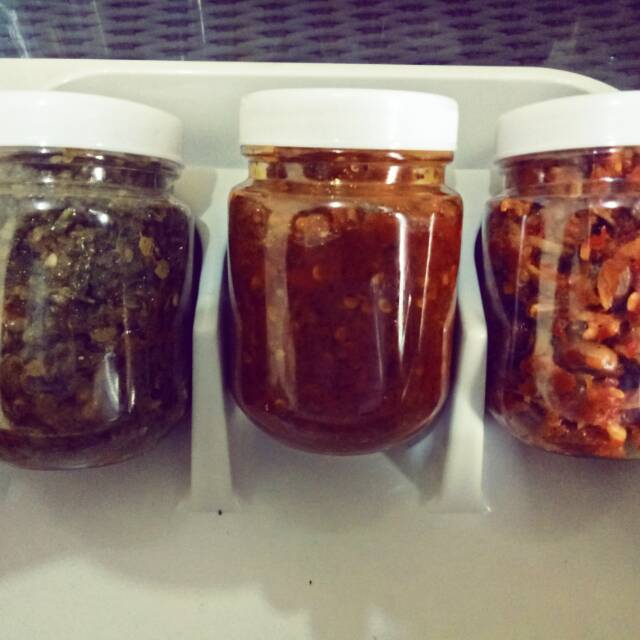 

Sambal cumi, sambal teri, sambal terasi, sambal bawang, sambal cabe hijau, teri kacang tempe balado,