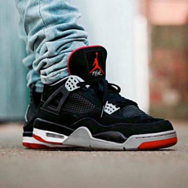 Air Jordan 4 Retro Bred