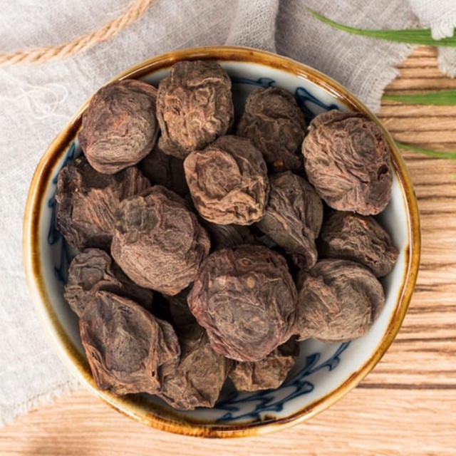 

SEMBOI HITAM , BUAH SEMBOI HITAM , WU MEI , BLACK SMOKED PLUM , 乌梅 , BUAH KERING , DRIED FRUIT