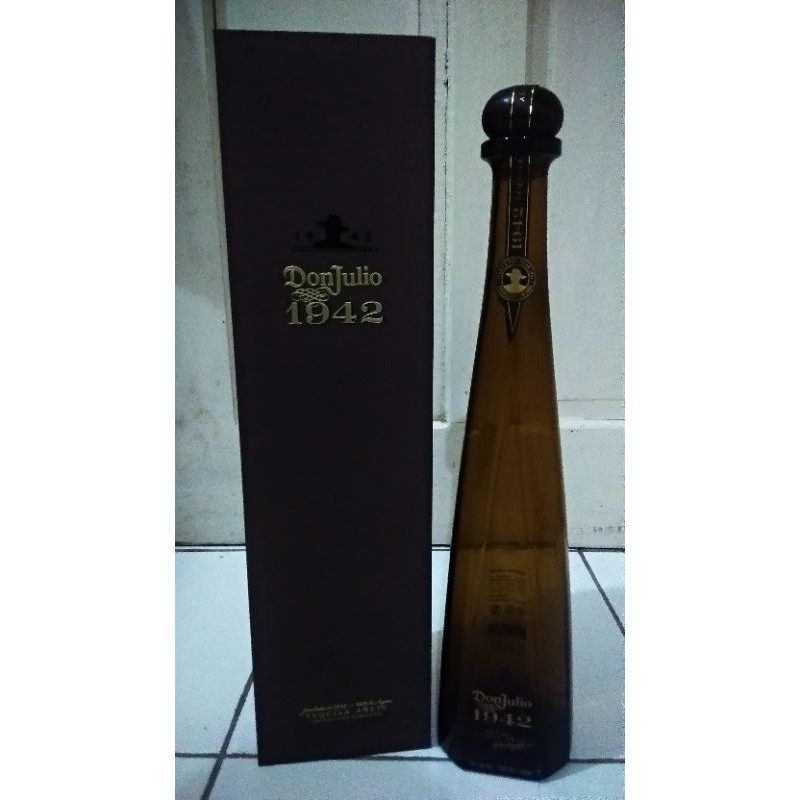 Jual Botol Bekas Don Julio 1942 - Anejo Tequila Limited Edition.