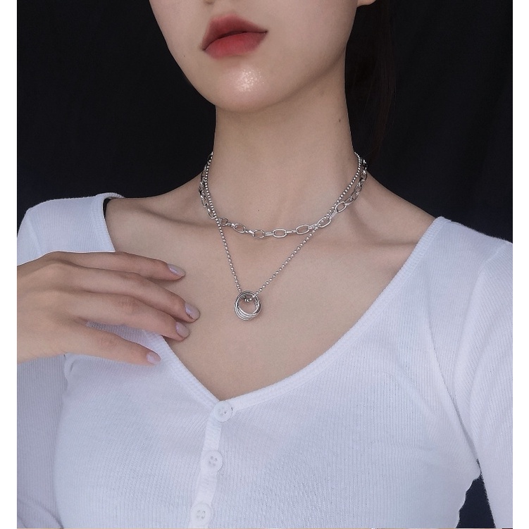 Double-layer kalung untuk wanita toroidal liontin temperamen ins gaya dingin set jaringan hipster se