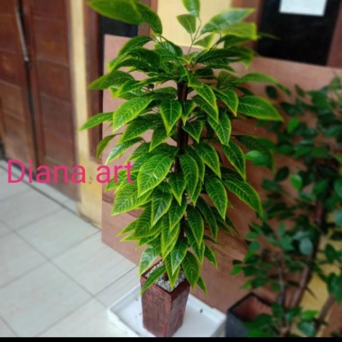tanaman hias bonsai beringin jumbo/bonsai tiruan /tanaman plastik