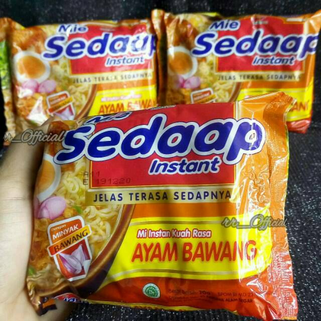 

paket 5 Bungkus Mie Sedaap instan rasa Ayam bawang Sedap Mi Kuah