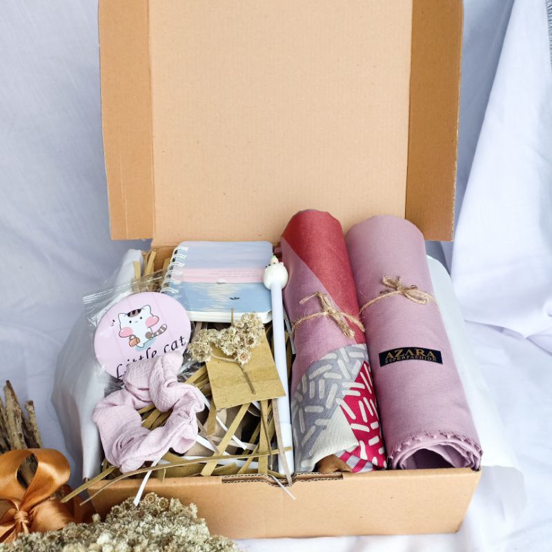 

HAMPERS / KADO ULANG TAHUN/ KADO HIJAB / KADO WISUDA / HIJAB GIFT / TEMAN SAHABAT PACAR / TERMURAH
