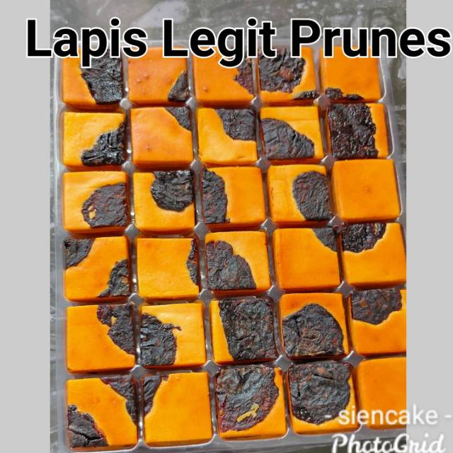 

Lapis Legit box Prunes