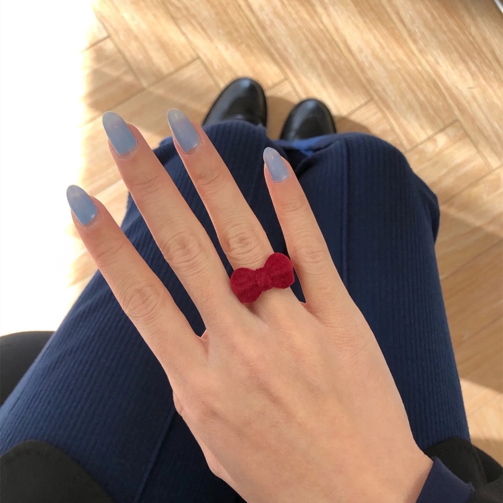 Cincin Model Terbuka Bahan Velvet Warna Hitam Merah Biru Gaya Vintage Untuk Wanita