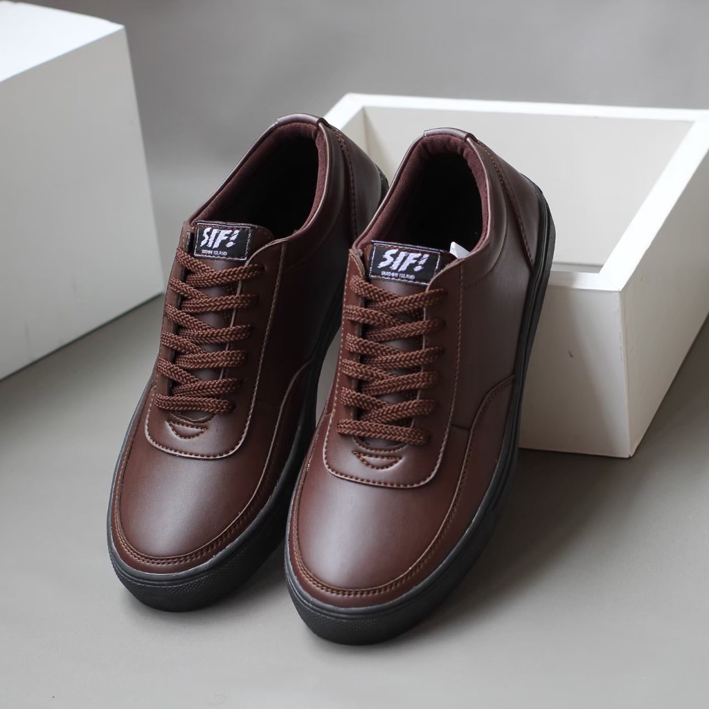 ROVVE|Sepatu Casual Sneakers Pria Hitam Tali Polos Original Kulit Sintetis