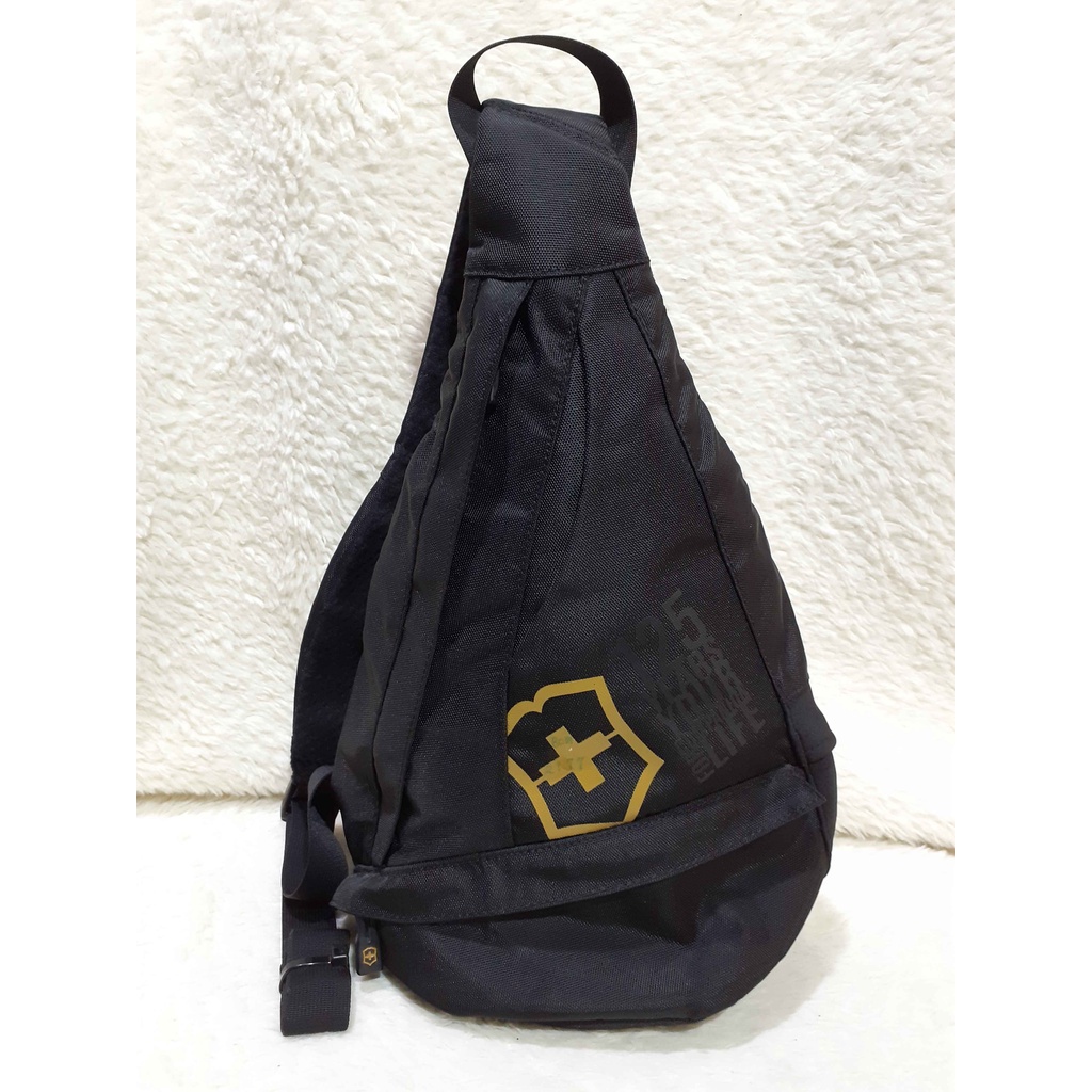 Tas Second / Preloved VICTORINOX Cross Body / Tas Selempang / Waist Bag / Bekas
