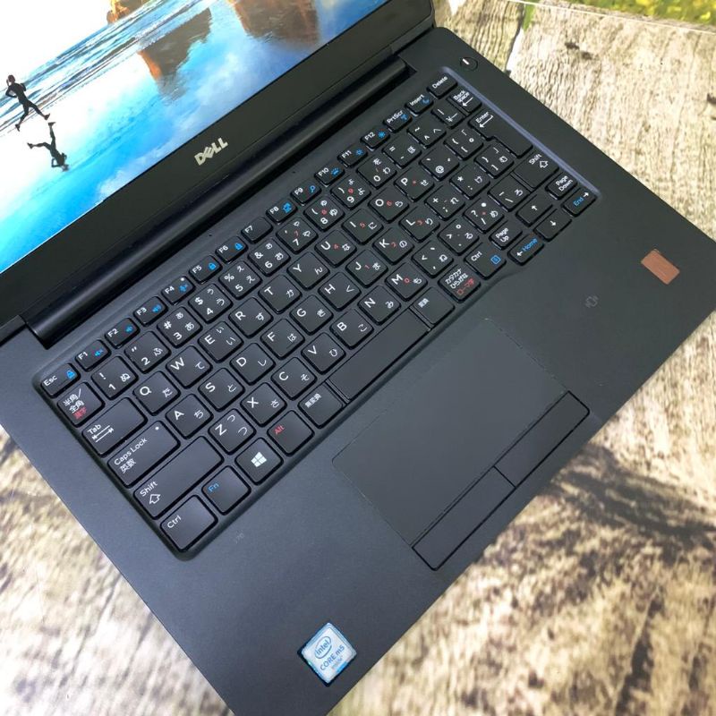 Laptop Dell Latitude 7370 Core M5 - 65Y7 RAM 8GB SSD 256GB Mulus Second dan Bergaransi