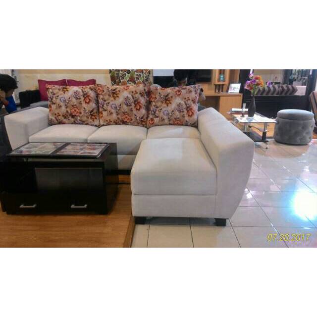 Sale display sofa kain import