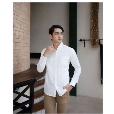 kemeja polos cowok lengan panjang slimfit hem pria kantor putih