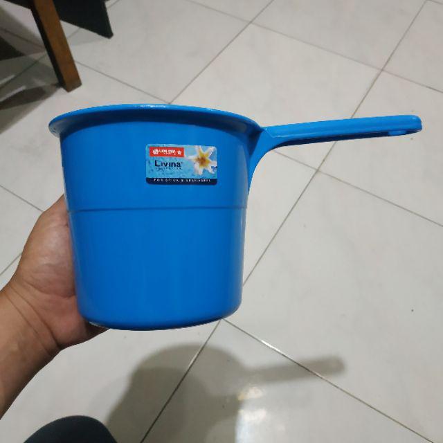 Gayung Air Deluxe Water Scooper 1.5 Litres Lion Star Gl15