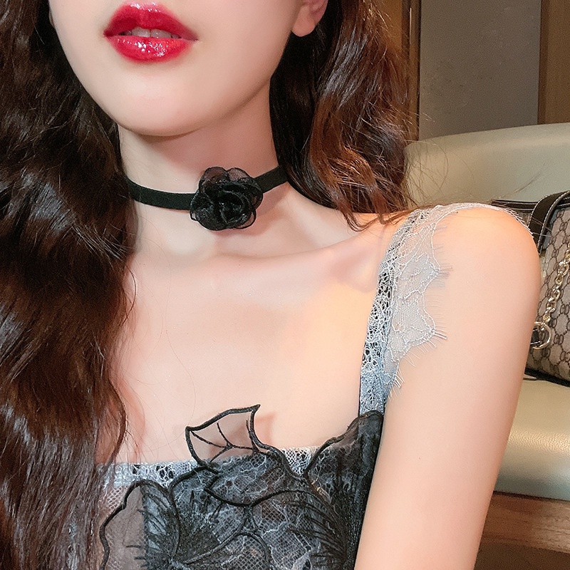 Jepang dan Korea renda rose kupu-kupu klavikula rantai wanita Lolita ornamen Gothic gaya JK seragam