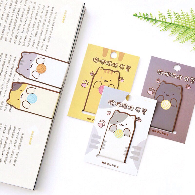 

Cats and Dogs Magnetic Bookmark / Pembatas Buku Magnet