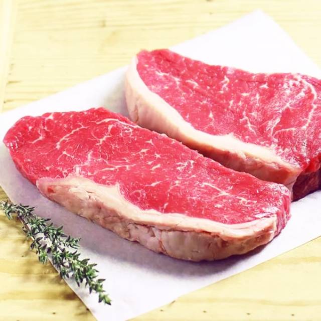 

Sirloin Steak Lokal/inport (500 gram)