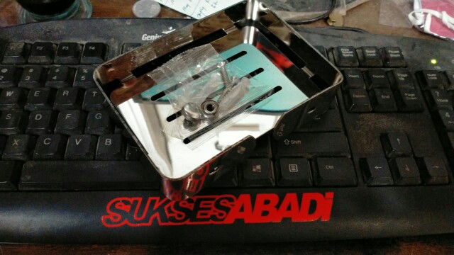 Tempat Sabun Batang Stainless Chrome Minimalis